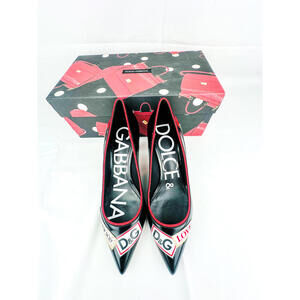 Dolce & Gabbana “Crazy for Sicily / L’Amore è Bellezza” Pumps — EU 35 (US 5)